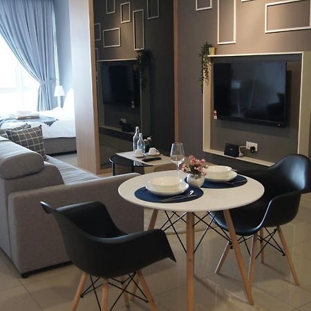 Twin Galaxy Suites By Iconic Bliss Johor Bahru Zewnętrze zdjęcie